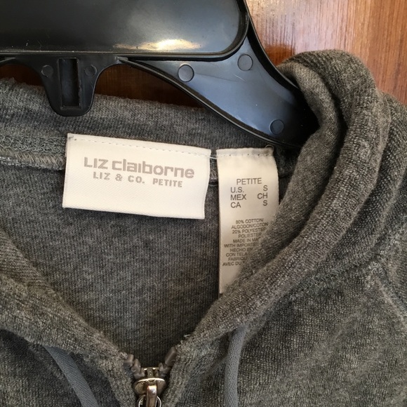 Woman’s hoodie - Picture 3 of 3